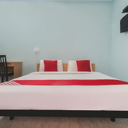 Oyo Flagship 48158 Ss Towers Hotel Podanur Exterior photo