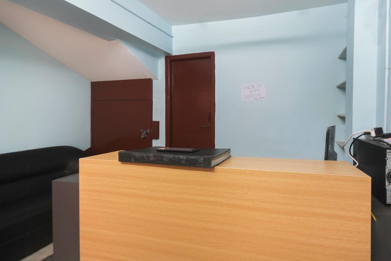 Oyo Flagship 48158 Ss Towers Hotel Podanur Exterior photo